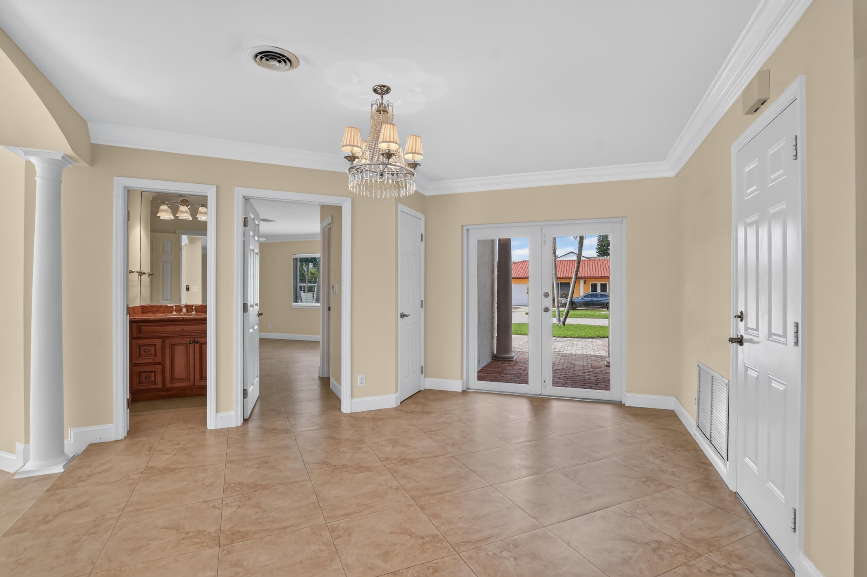 899 Granada Drive – photo 3