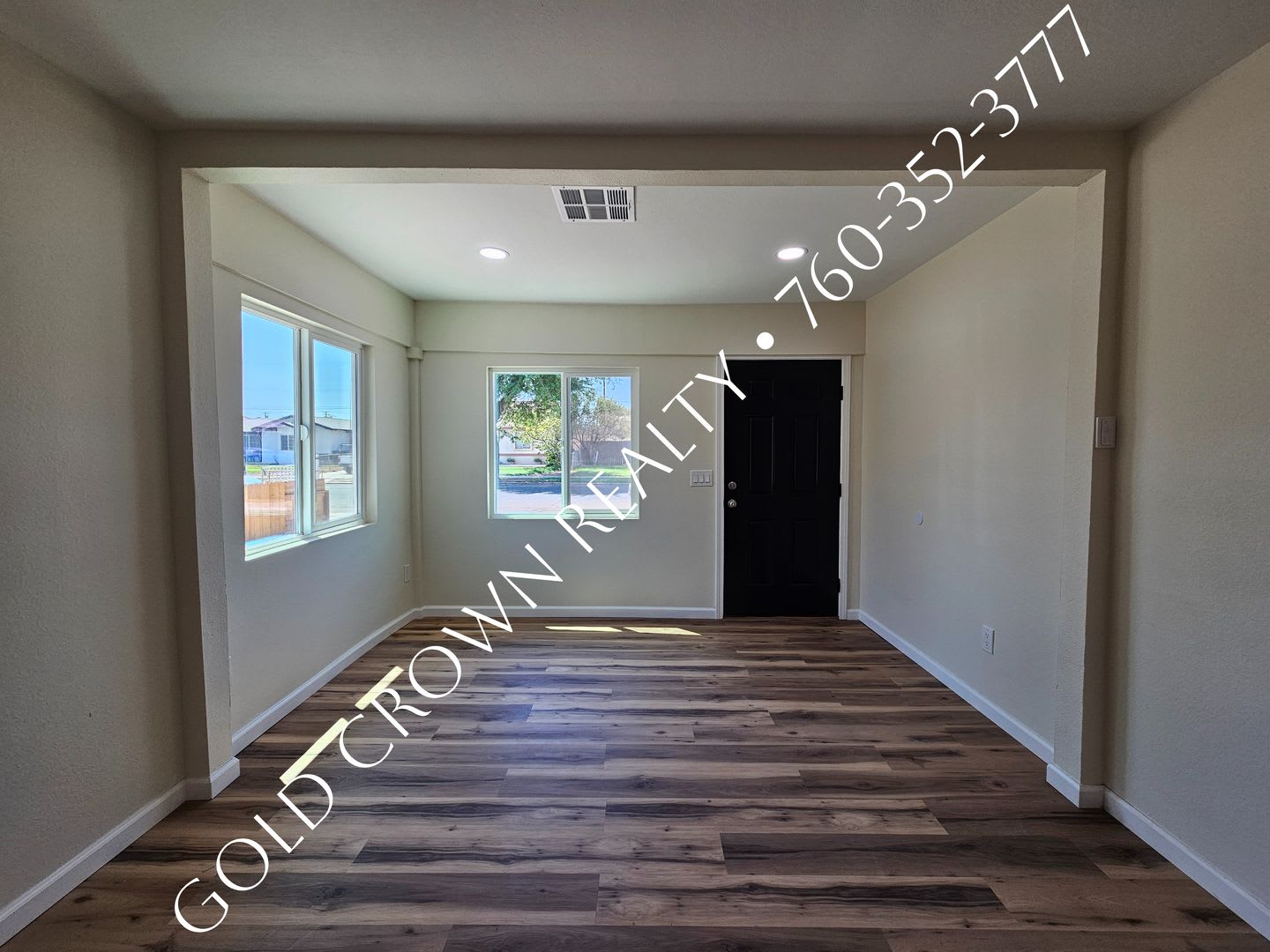 Newly Renovated Home For Rent – photo 4