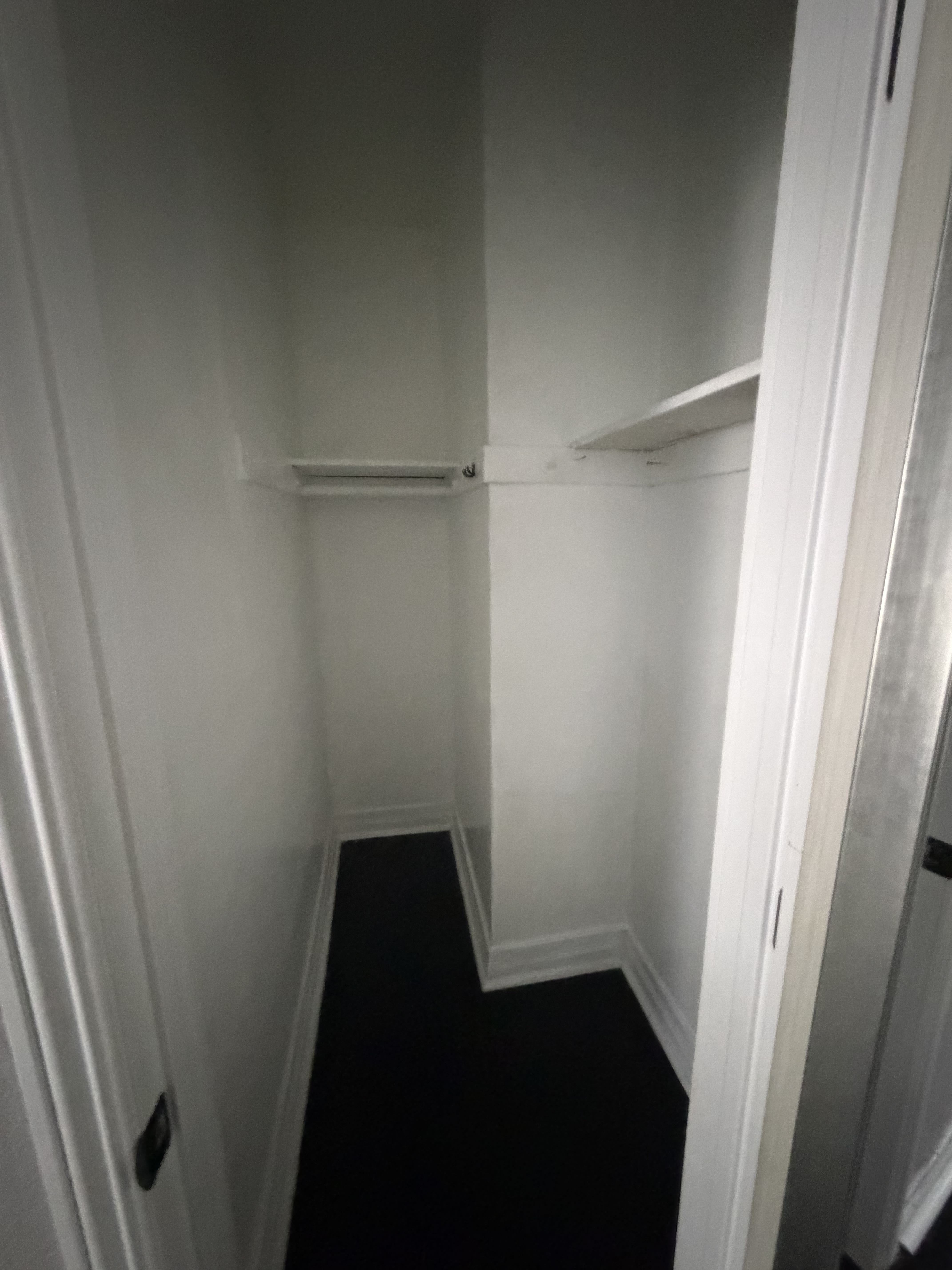 1114 W 57th Street – photo 2