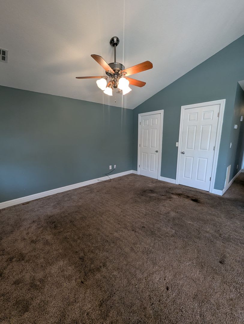 FOR RENT – Gorgeous 3 Bed, 2 Bath Home in Webb City! Pets Welcome! – photo 5