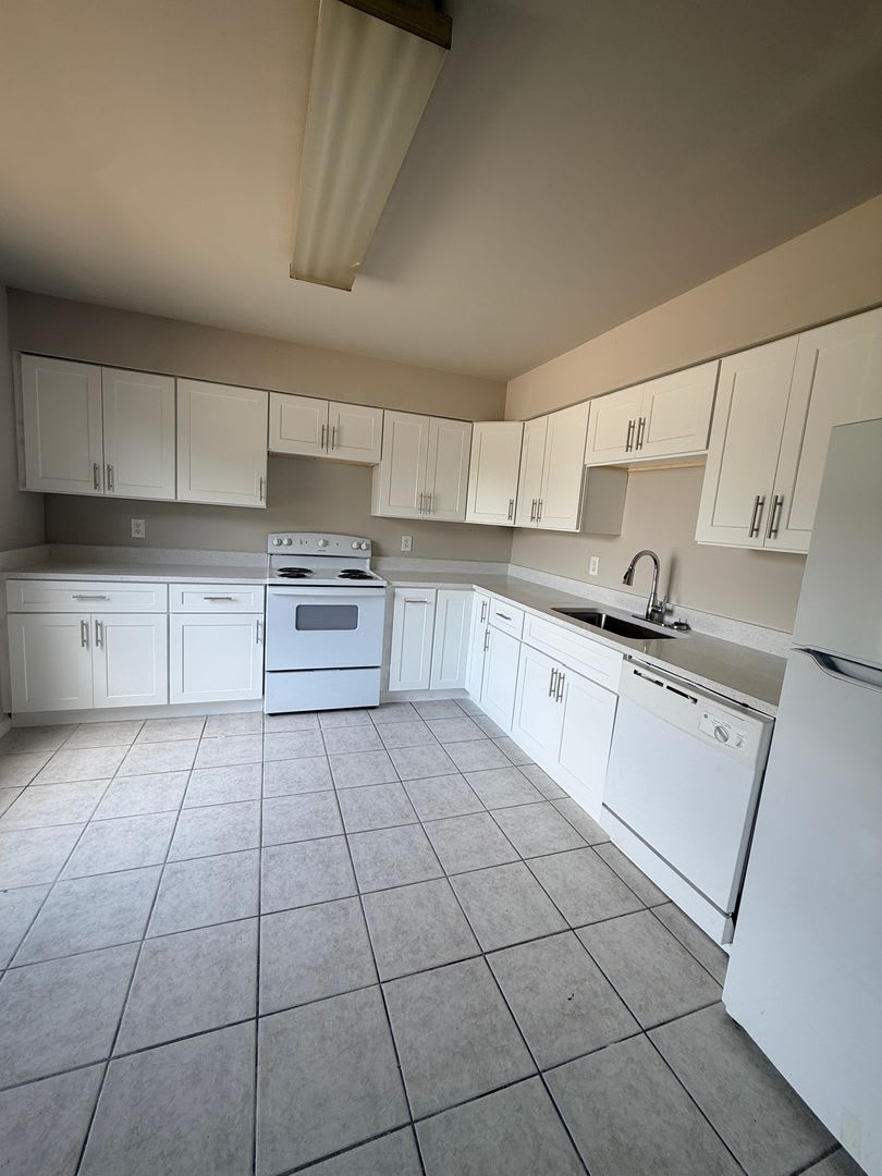 5483 Decatur – photo 2