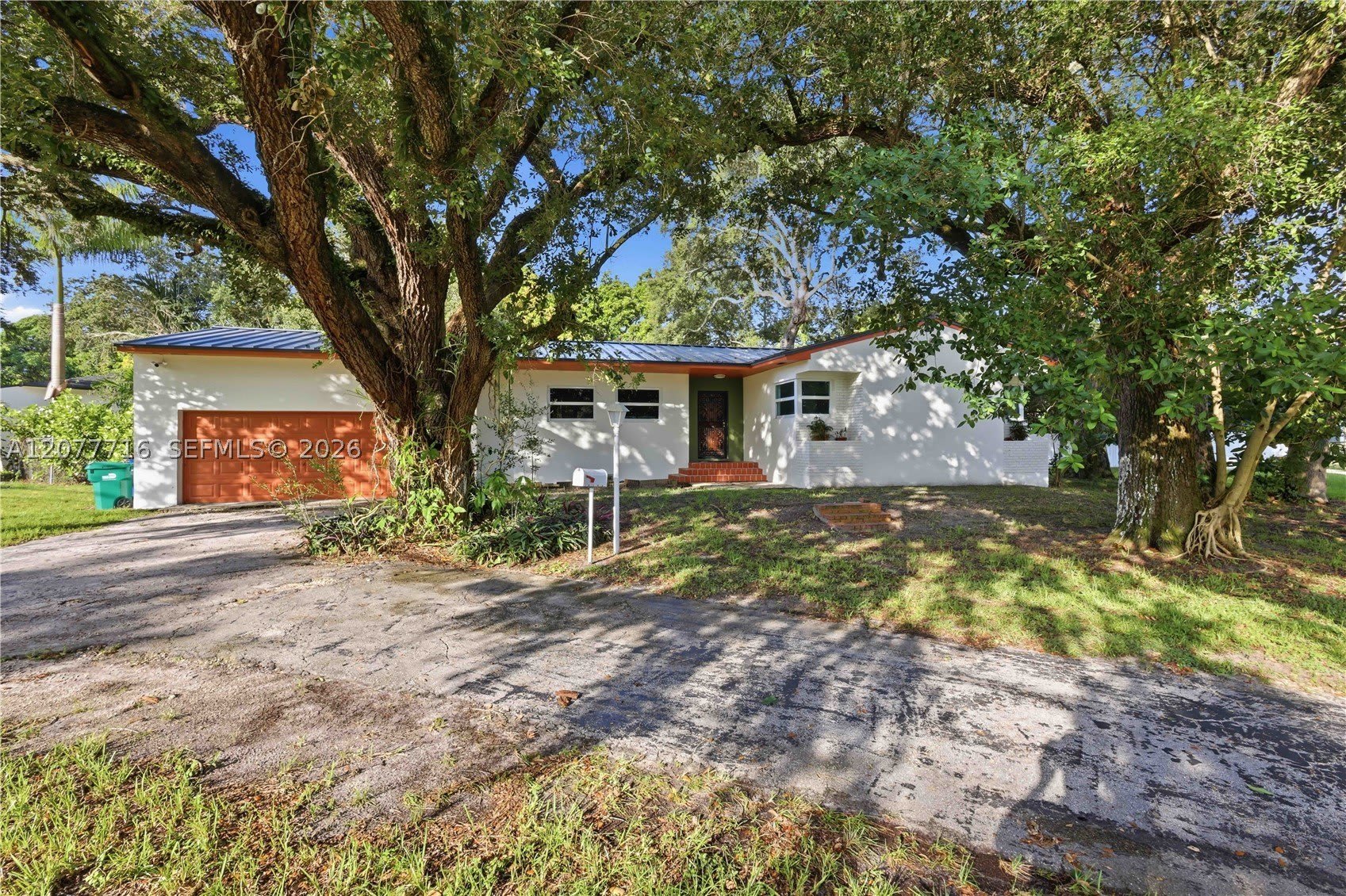 13040 N Miami Ave – photo 1