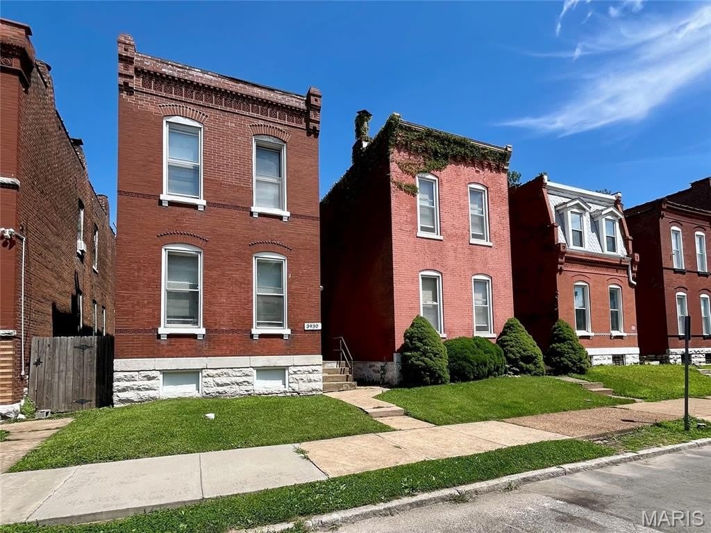 3930 Nebraska Avenue – photo 2