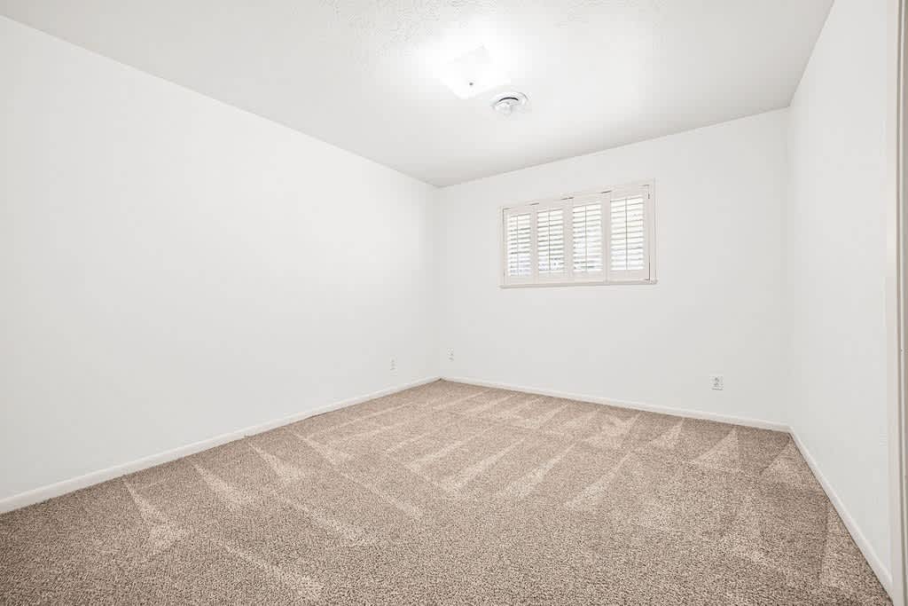 630 Bradshaw – photo 3