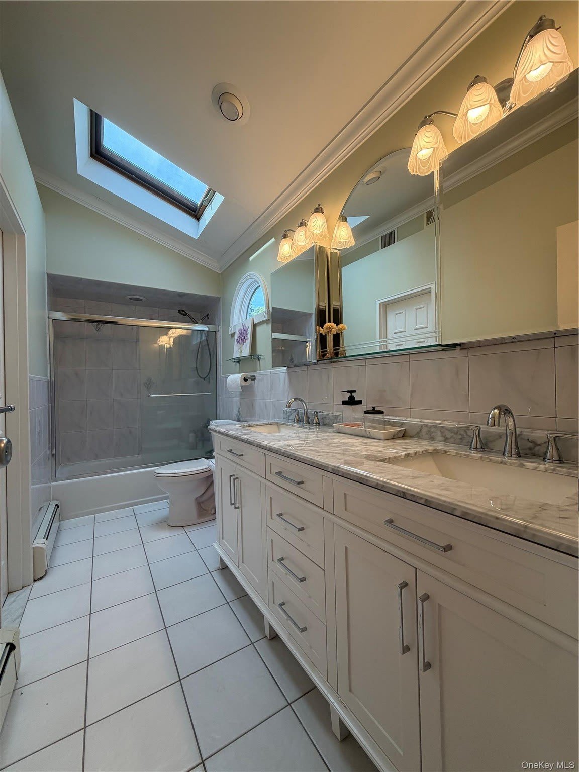 24 Arlington Avenue – photo 3