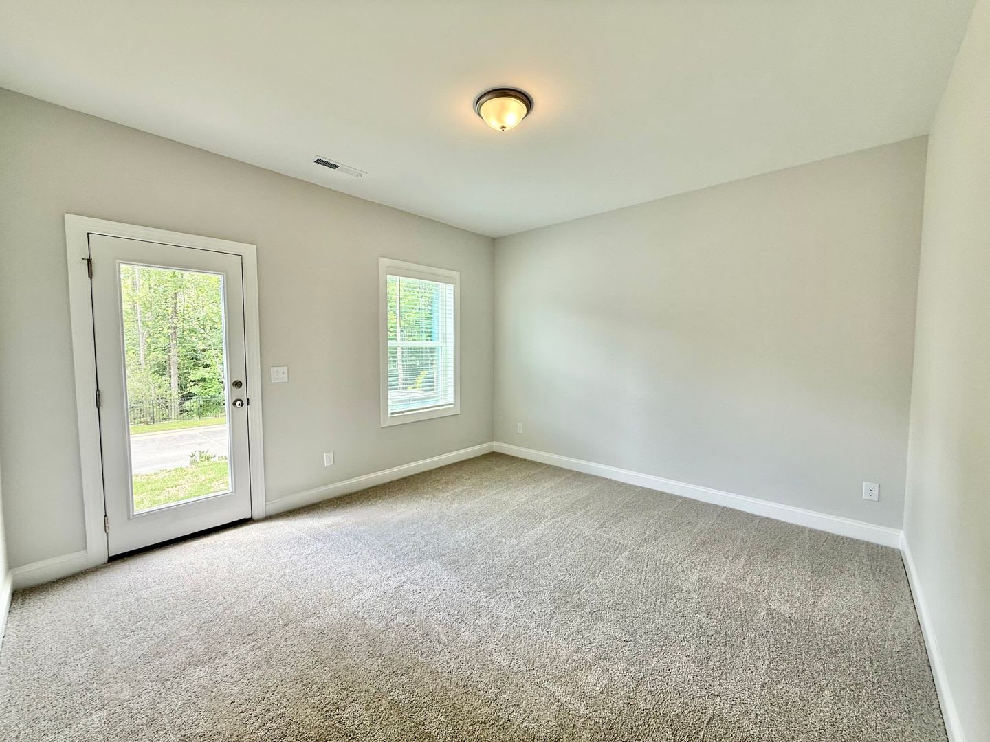Stunning Newly Built 3BD, 3.5BA Fuquay Varina Townhome Near Shopping and Dining – photo 4