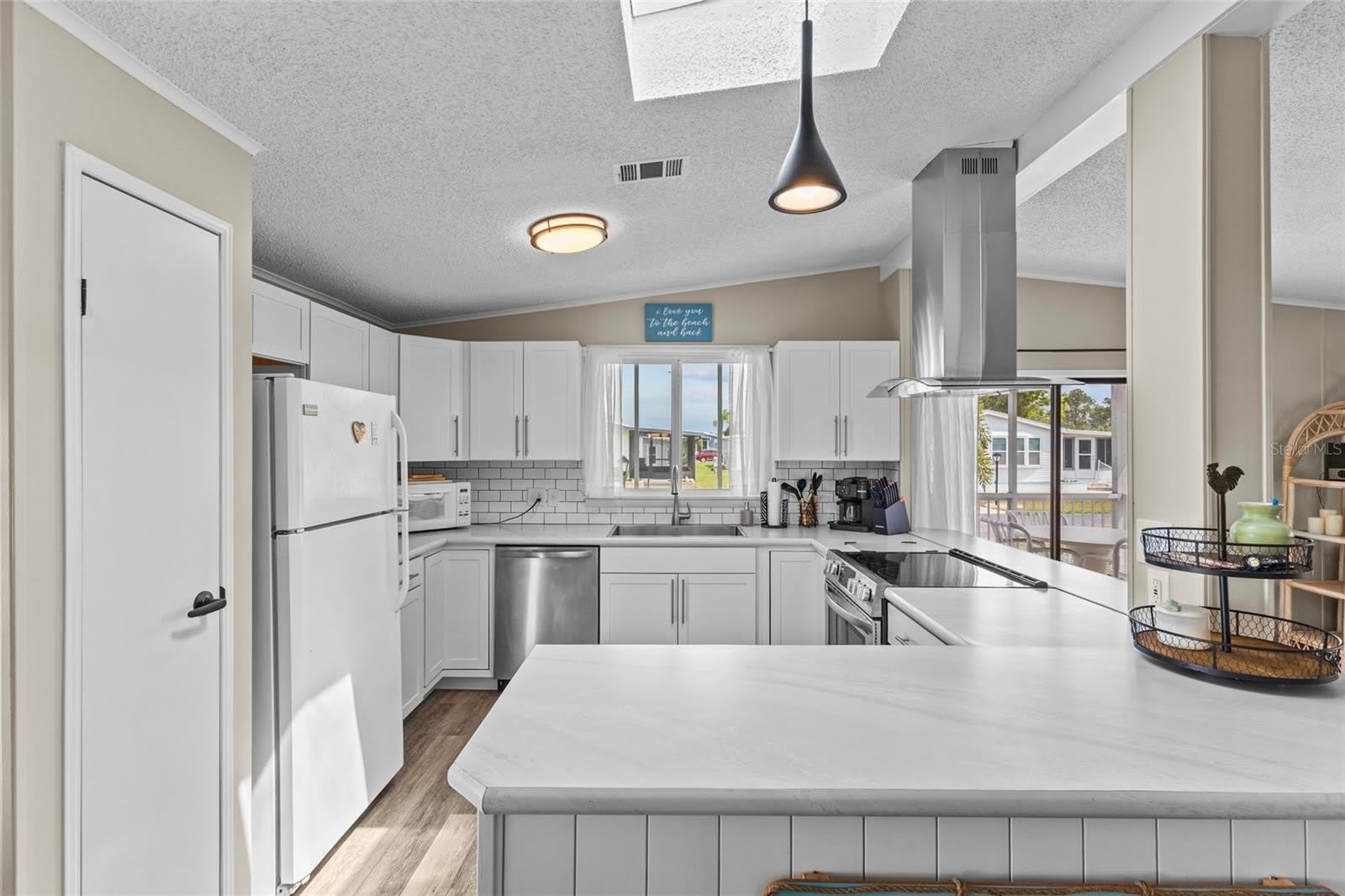 611 La Jolla Circle – photo 4