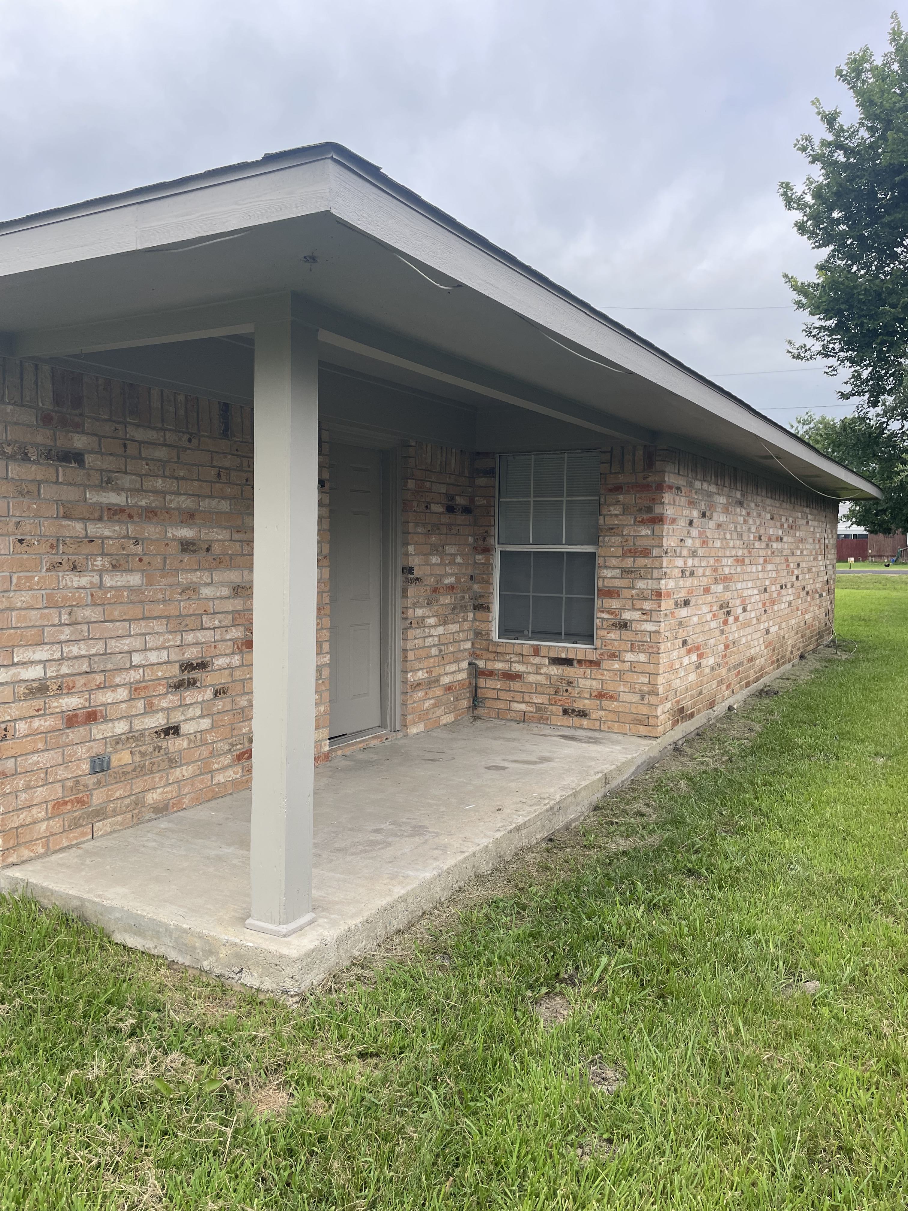 601 Farm To Market Road 272 – photo 4