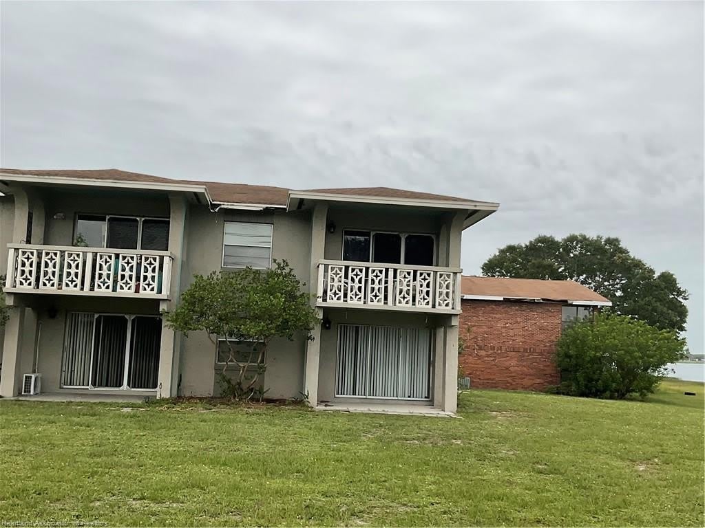 1015 Lakeview Drive – photo 2