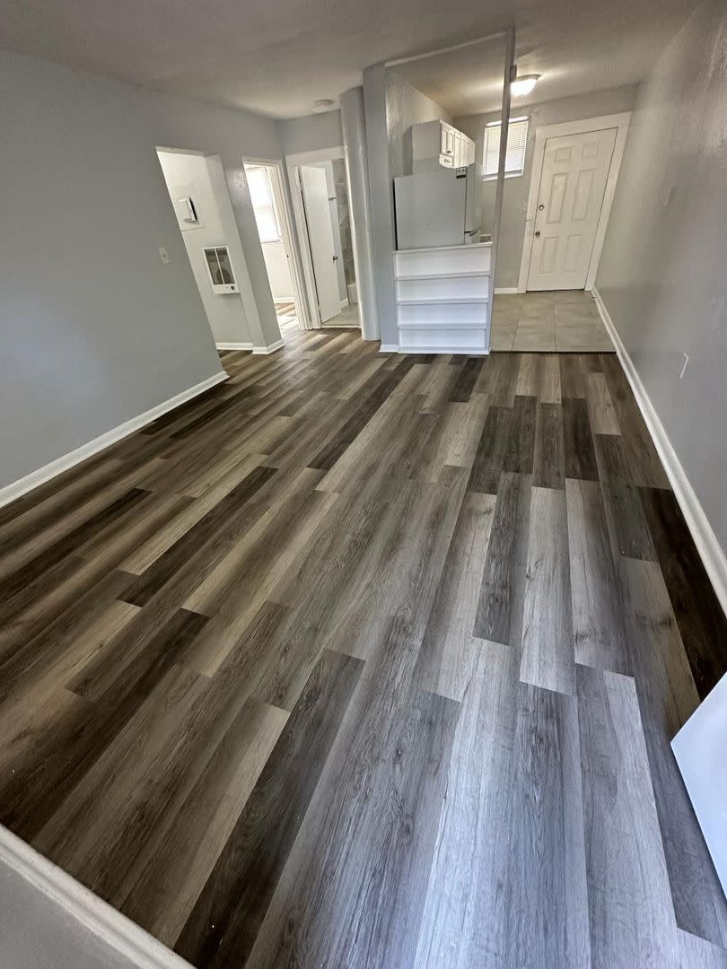 1230 W 3 St. – photo 4