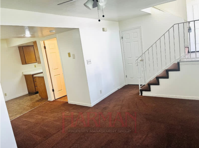 699 N 600 W 1 – photo 2