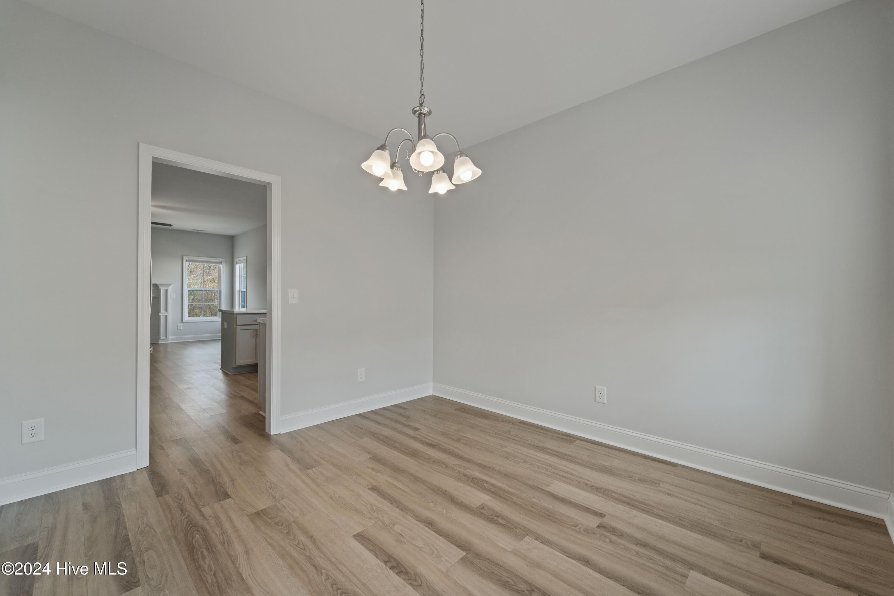 125 Pembury Way – photo 3