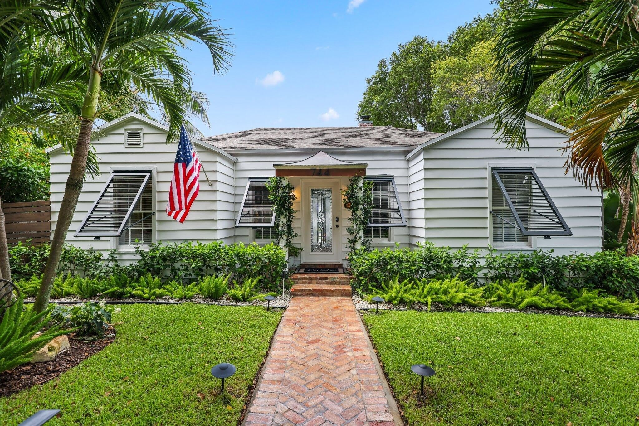 744 SUNSET Road – photo 2