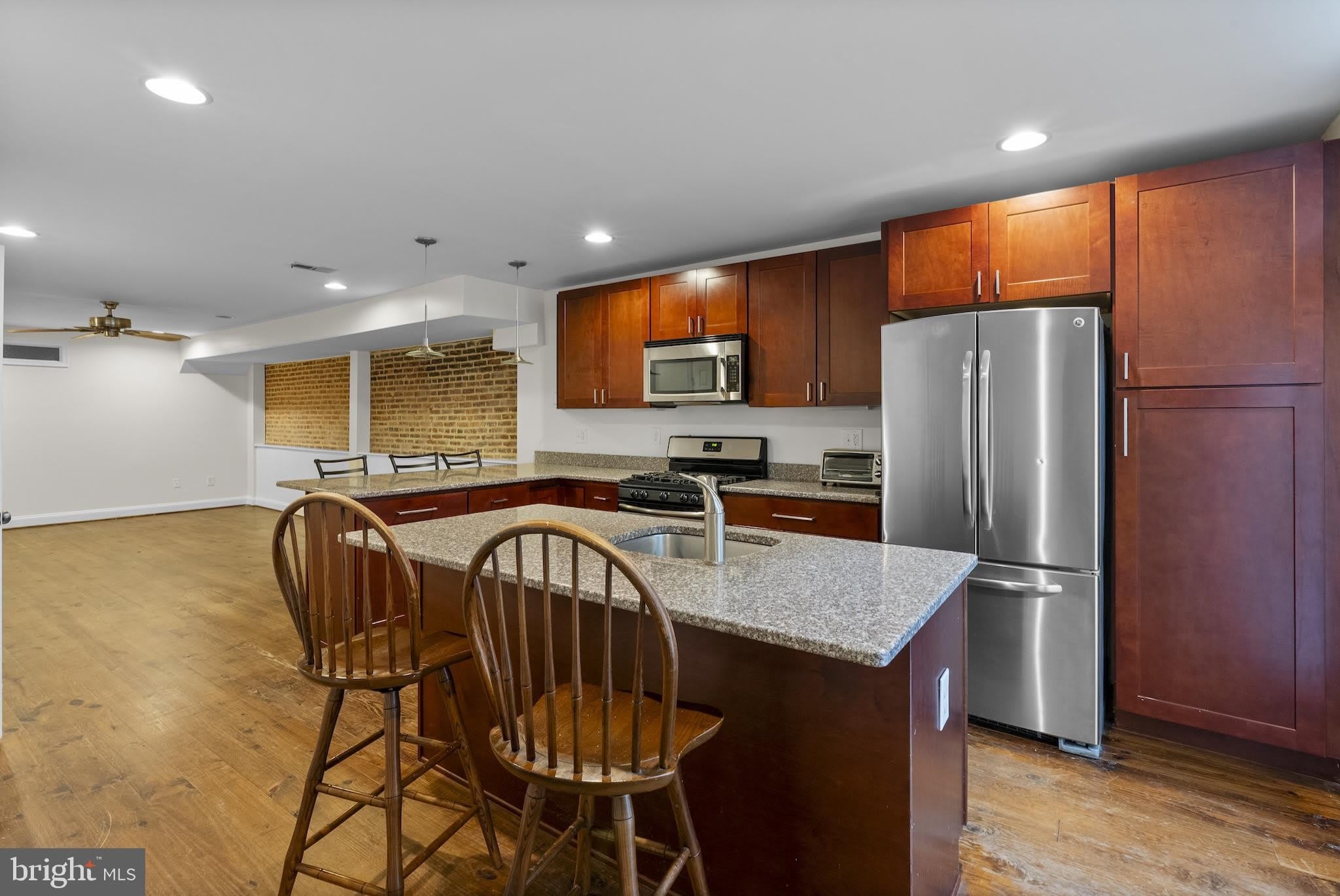 402 E Fort Avenue – photo 5