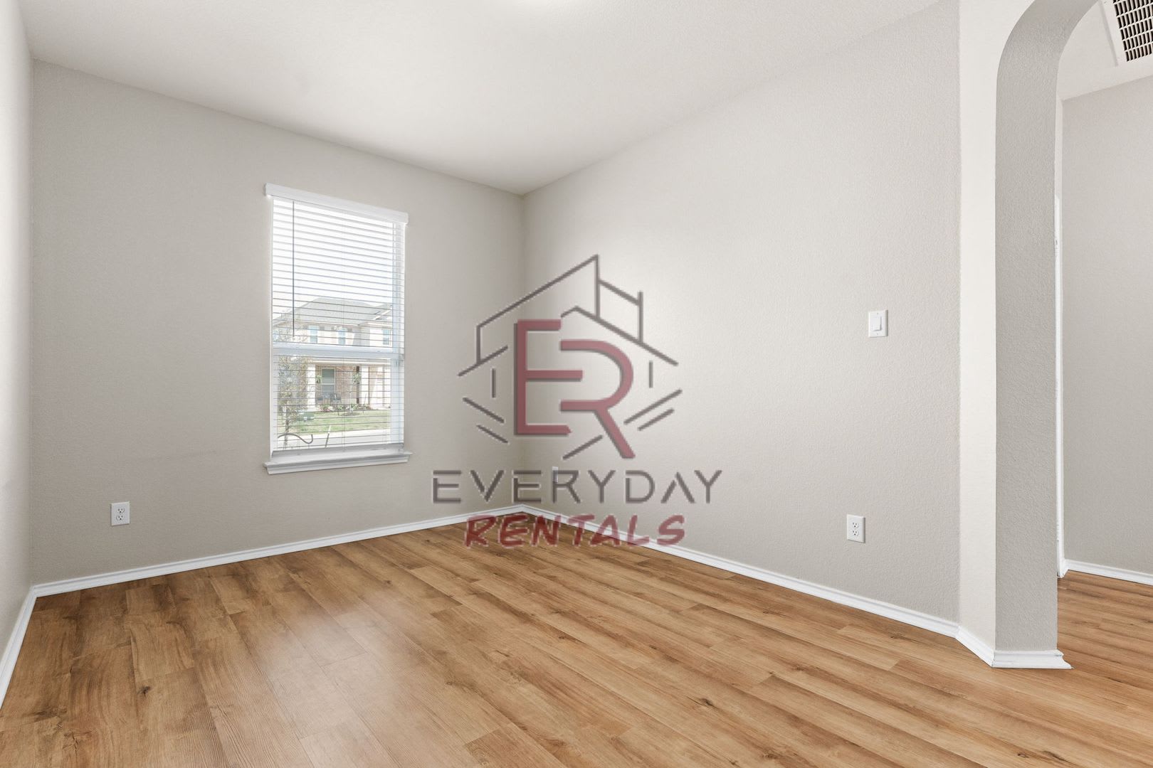 Large 3 bedroom close to I-35 in Belton – photo 5