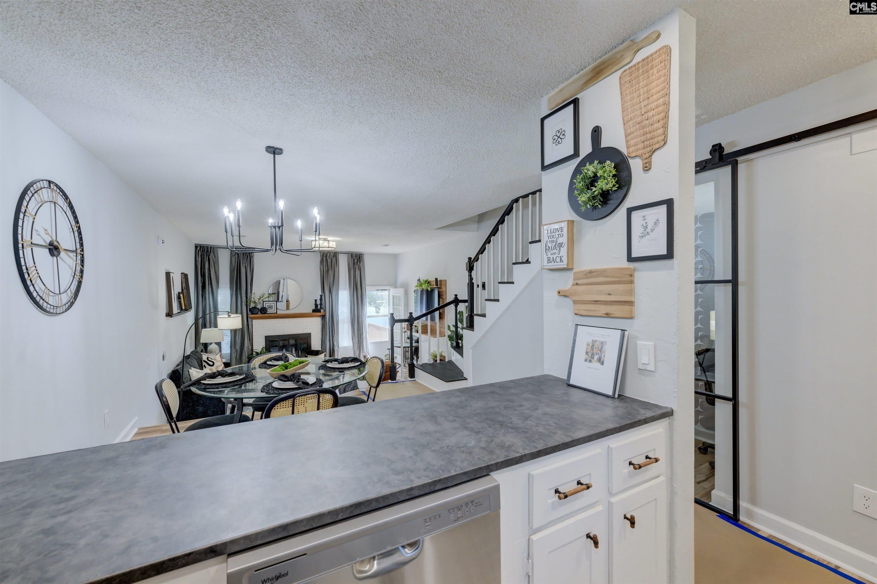 111 Village Walk – photo 5