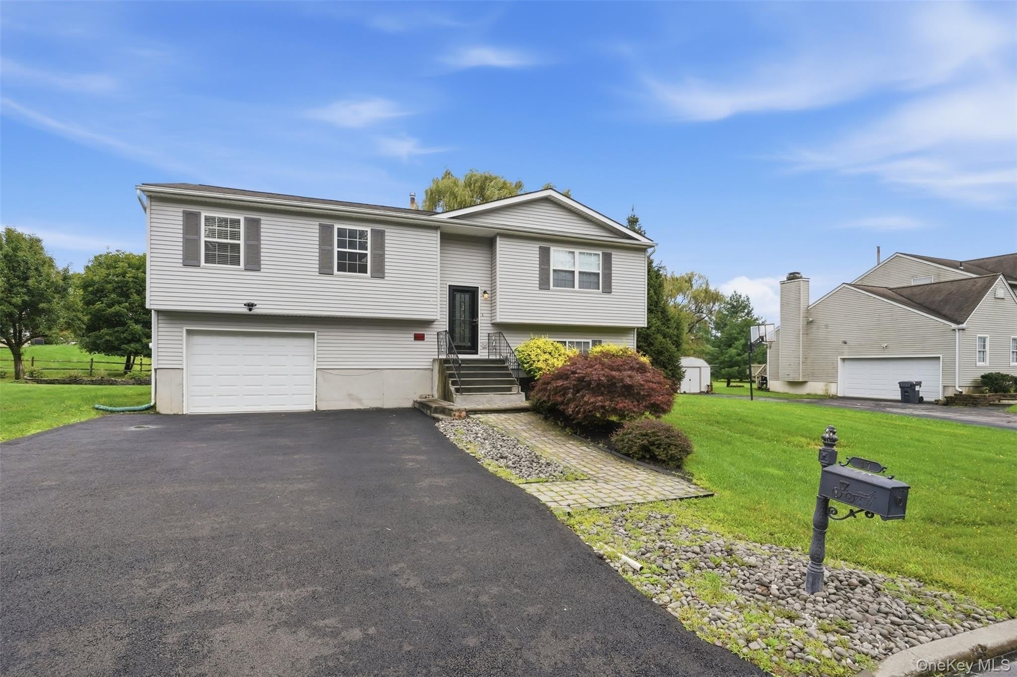 17 Watkins Drive – photo 3