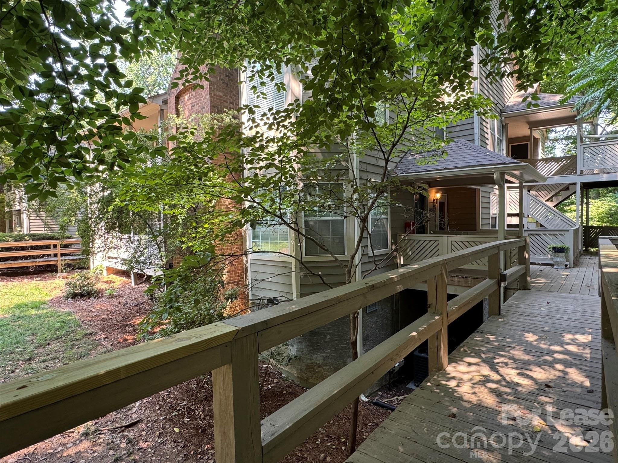 6523 Clavell Lane – photo 2
