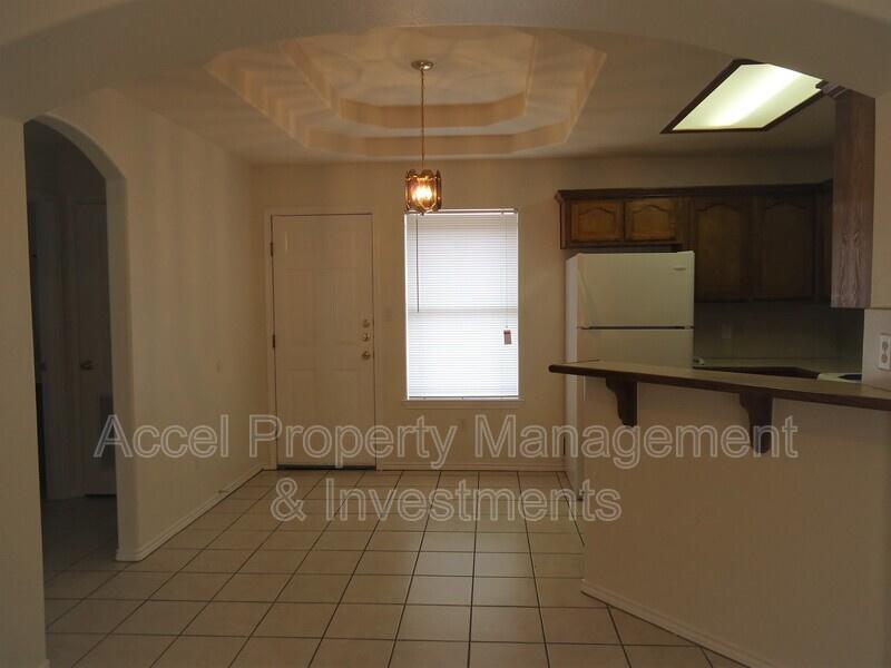 1803 Ironwood St. – photo 4