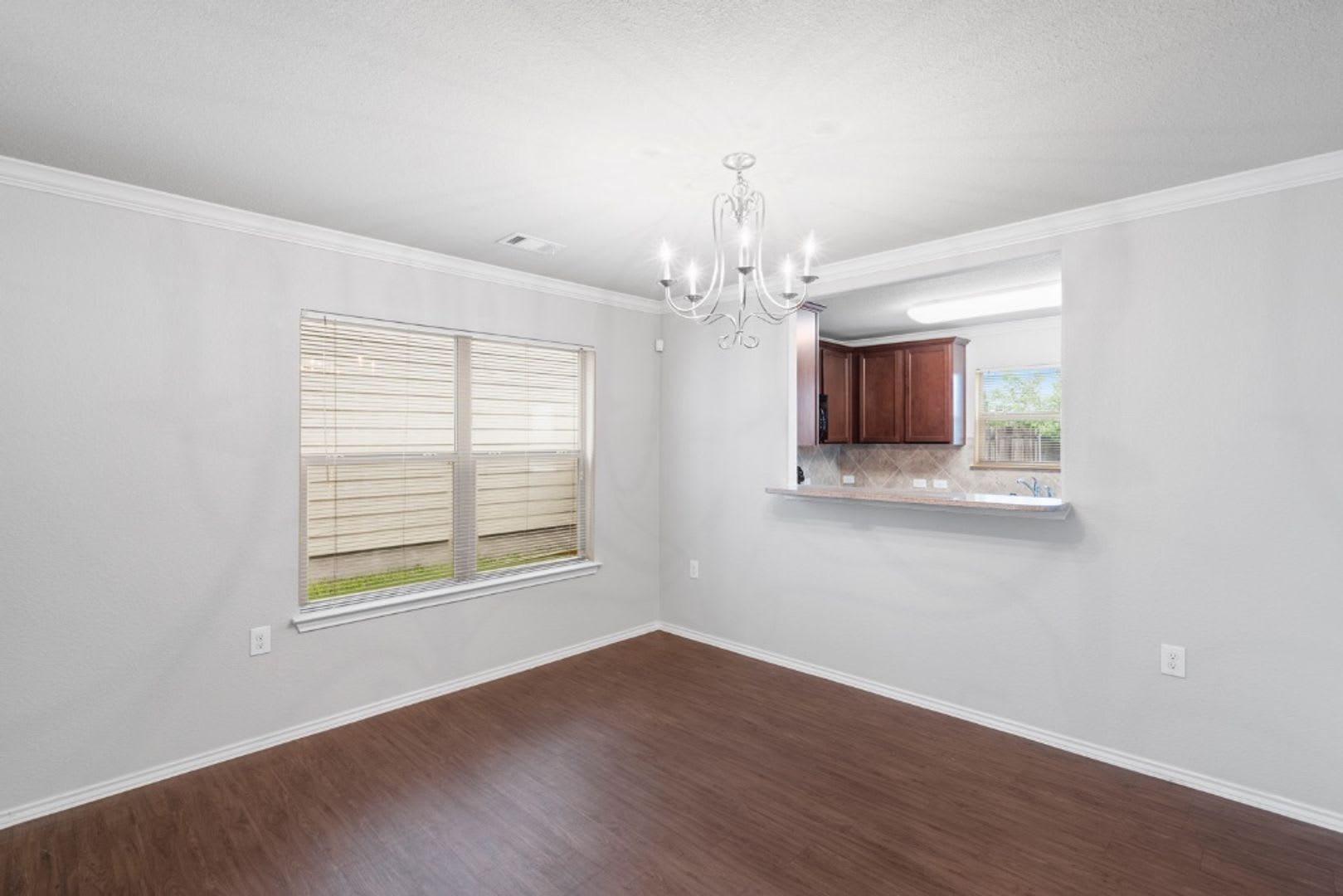 7204 Outfitter Dr Austin Texas 78744 – photo 5
