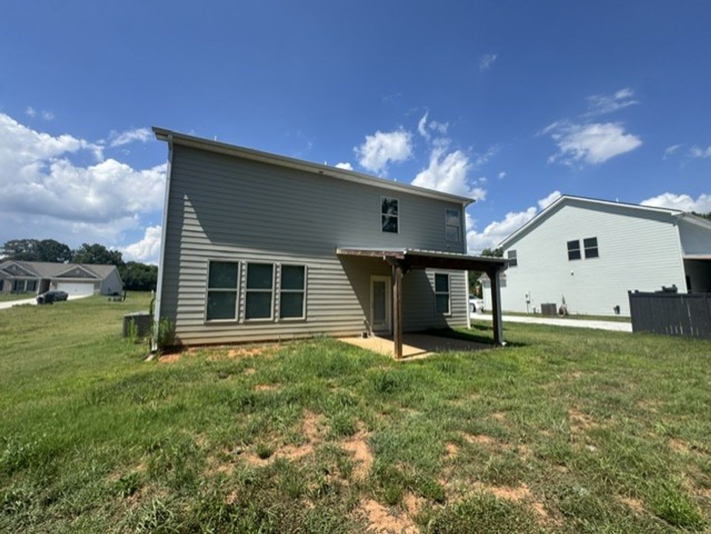 1156 Burgundy Drive – photo 2