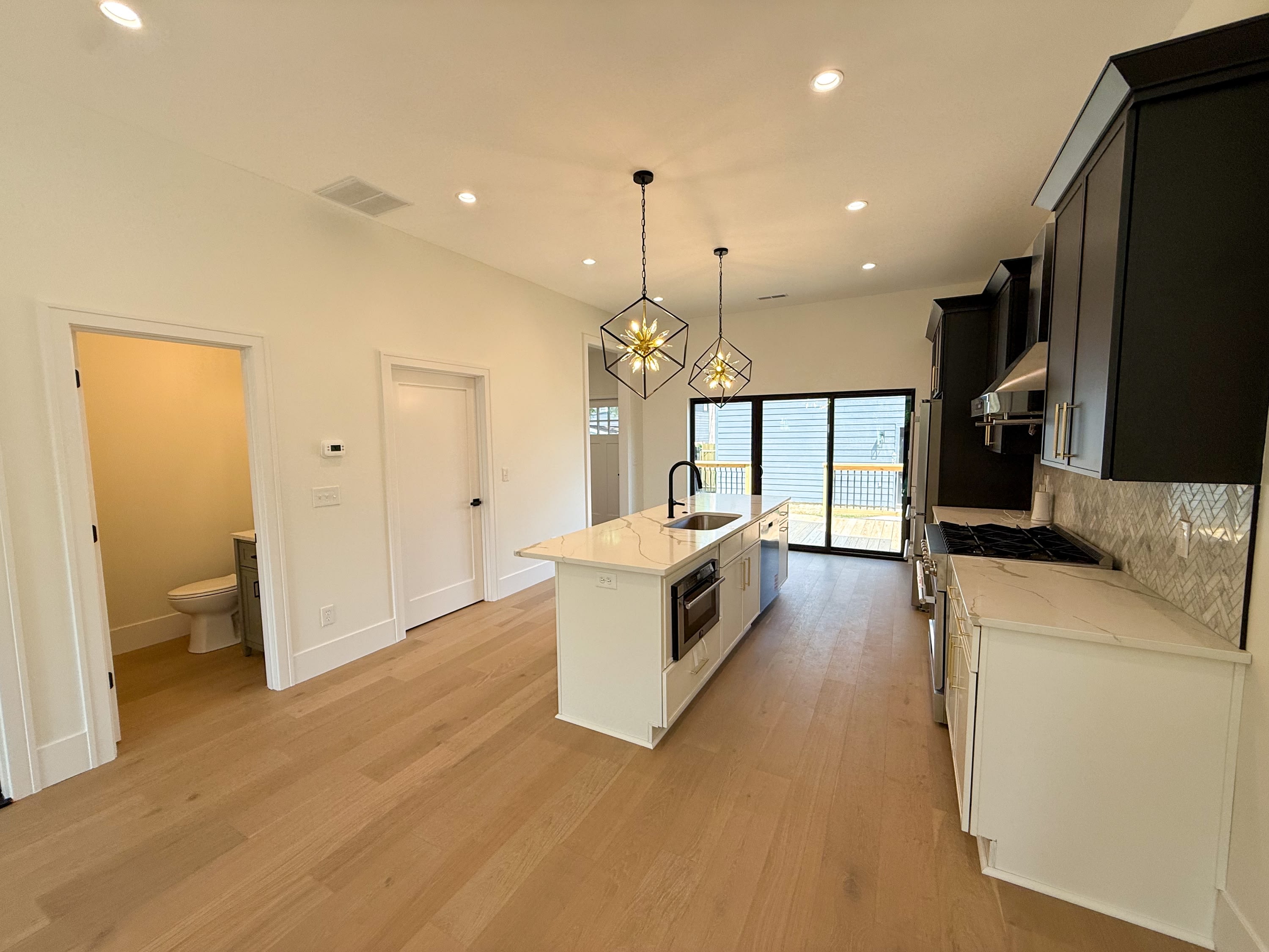 1448 Lexington Avenue – photo 3