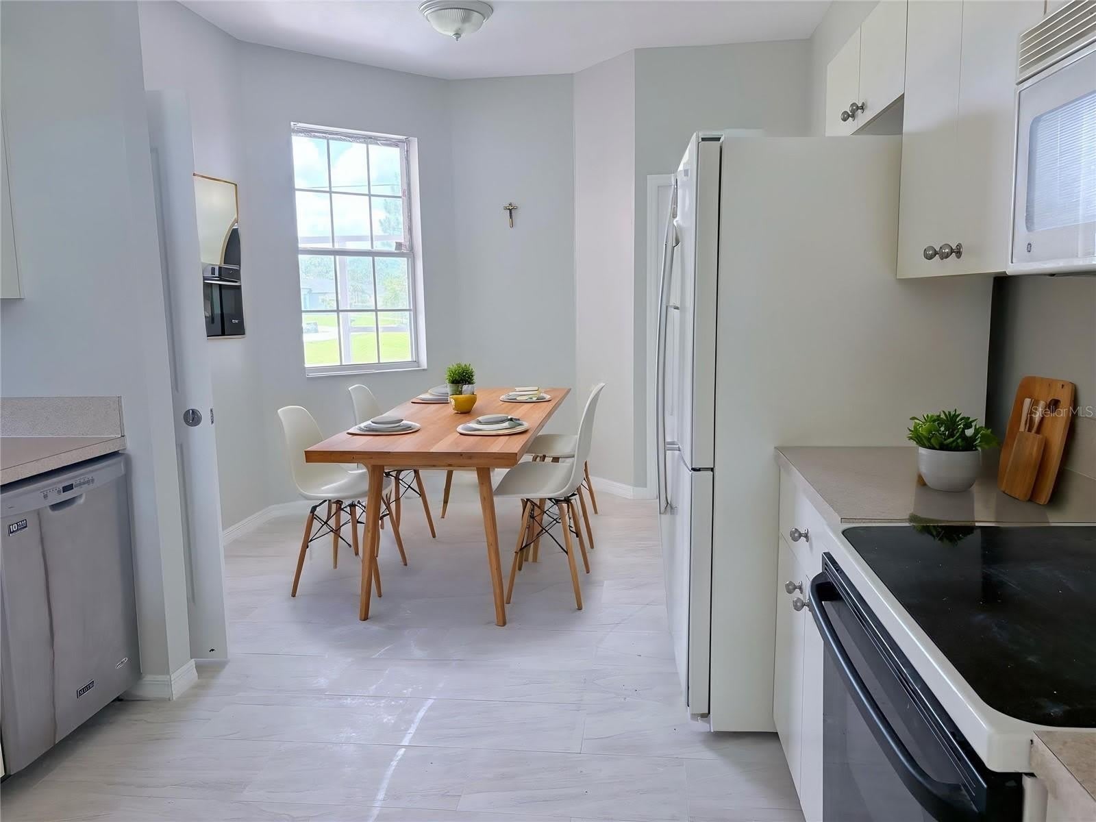 2406 DAVID Avenue – photo 5