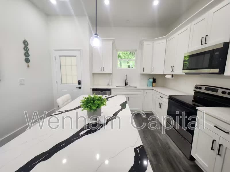 1528 Murphy Ave Sw – photo 5