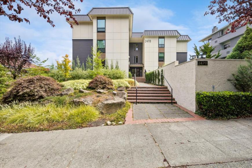 2470 Dexter Ave N #2A – photo 3
