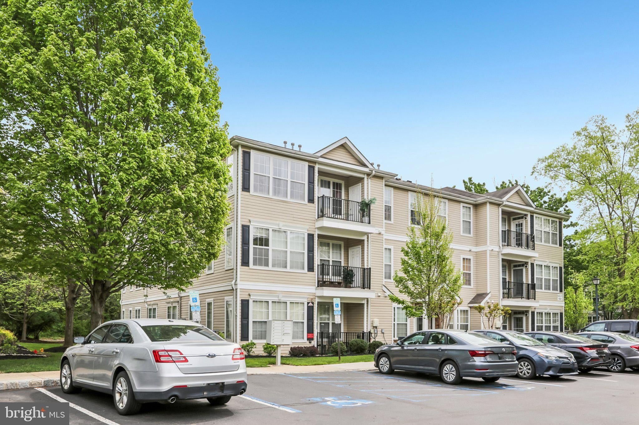 121 KYLE Way – photo 3