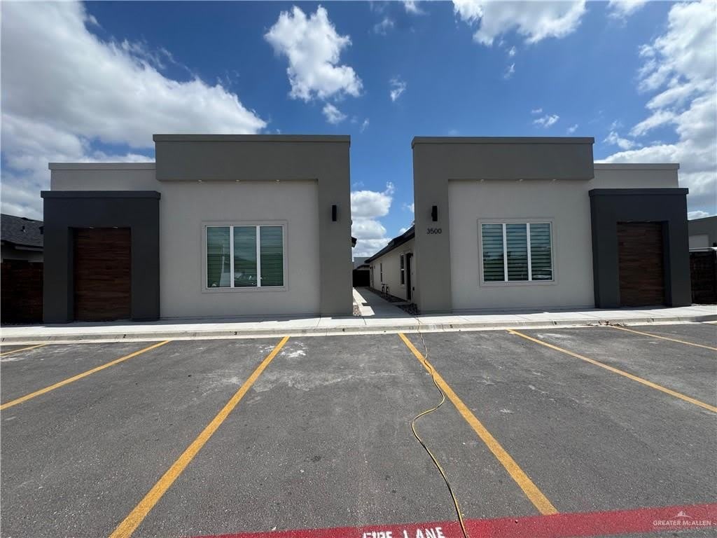 3500 Valeria Lane – photo 1