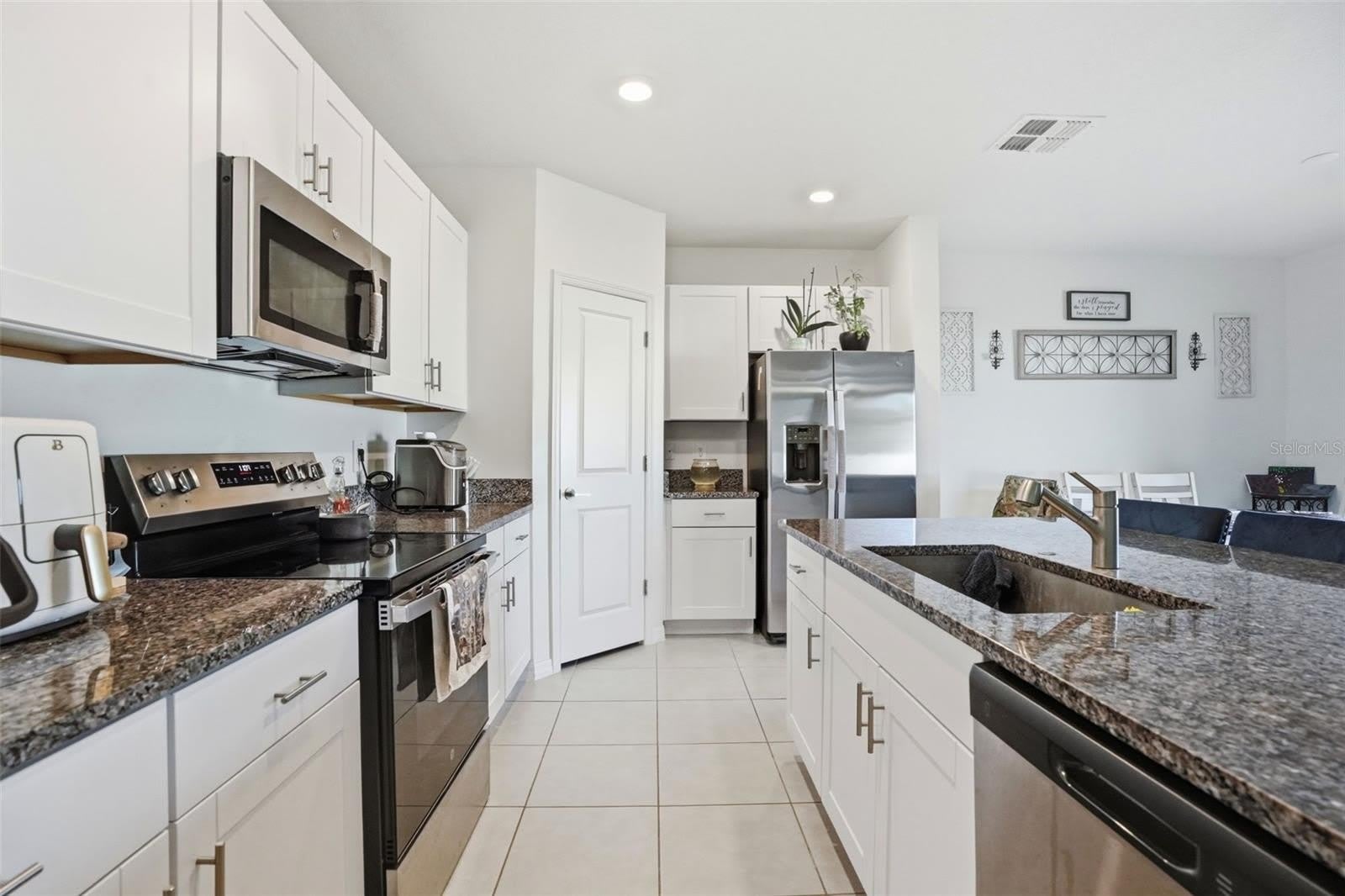 13712 NEWBRIDGE Street – photo 4