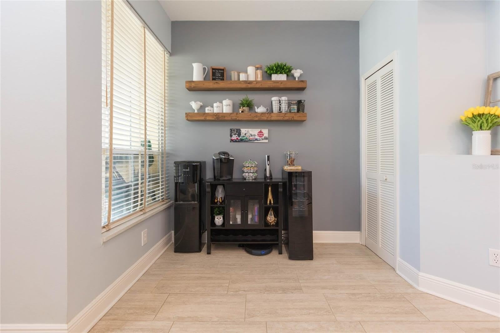 1050 Starkey Road – photo 5