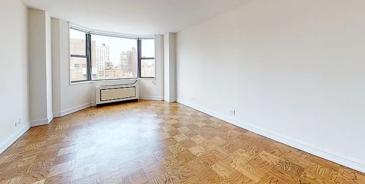 405 E 71st St – photo 2