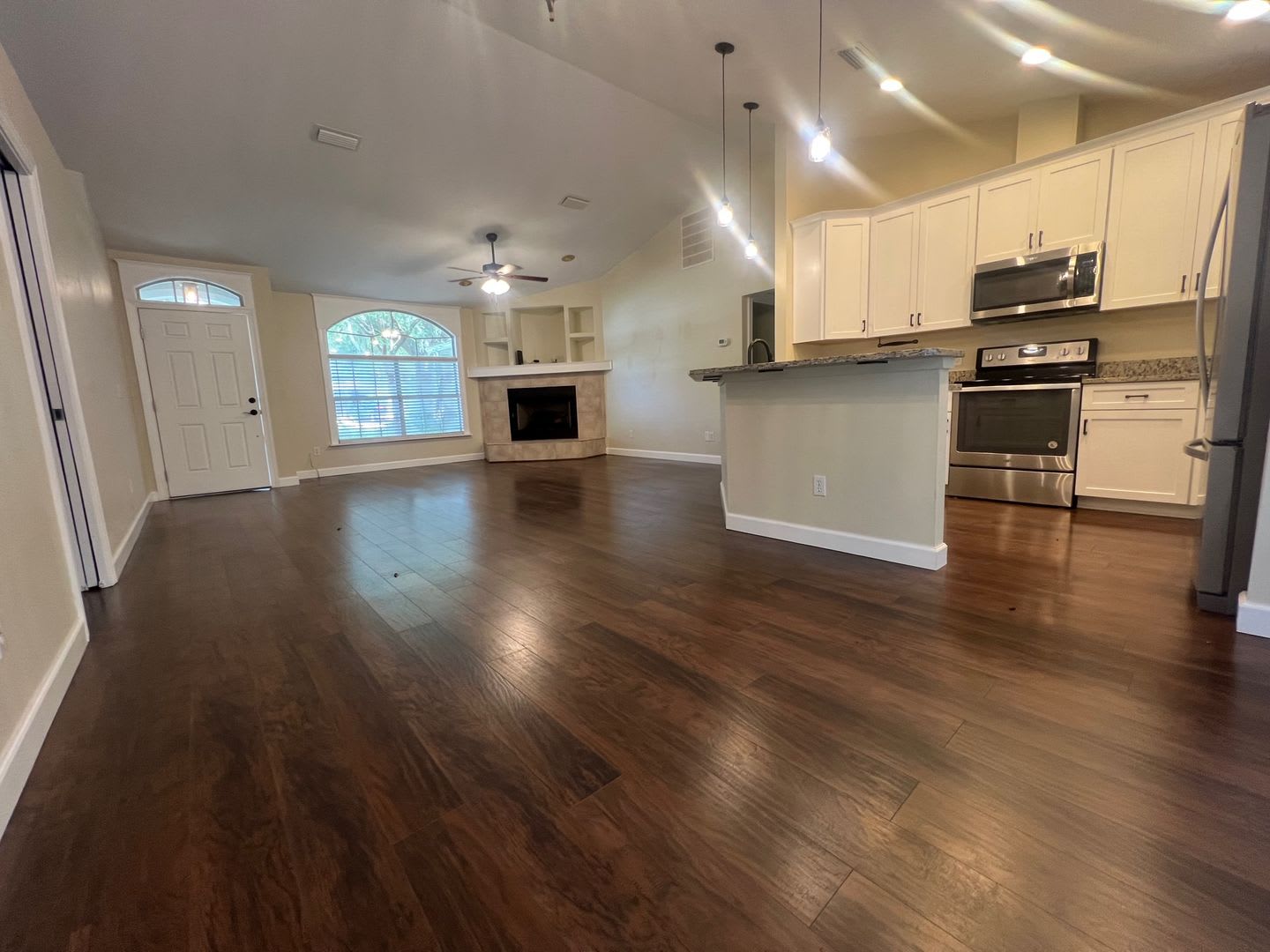3-Bedroom Home in Hickory Forest – photo 2