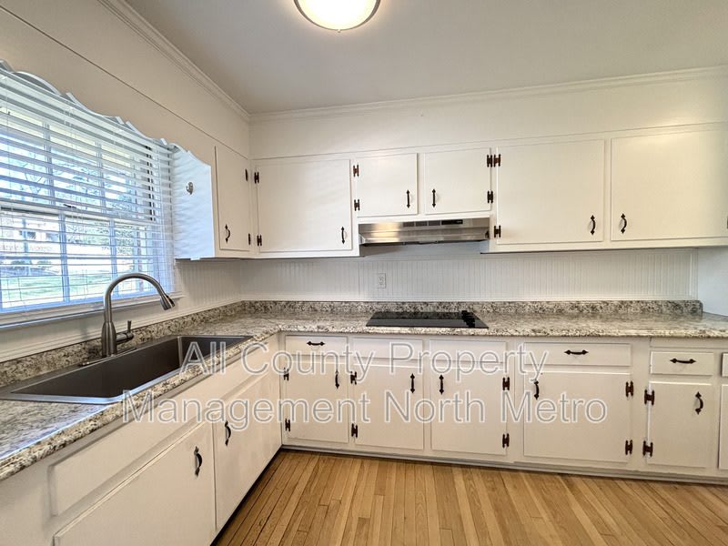1273 Becket Dr. NE – photo 5