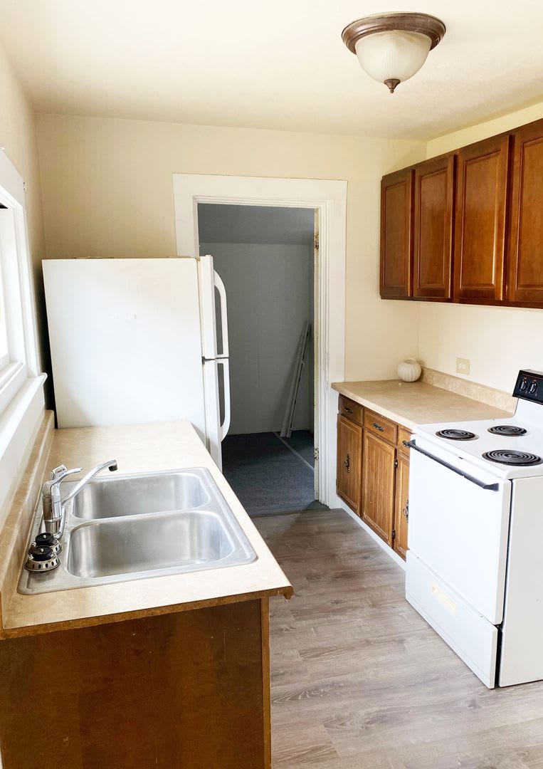 Charming 3 Bedroom House For Rent Close To Sunnyslope Water And Sewer Included – photo 3