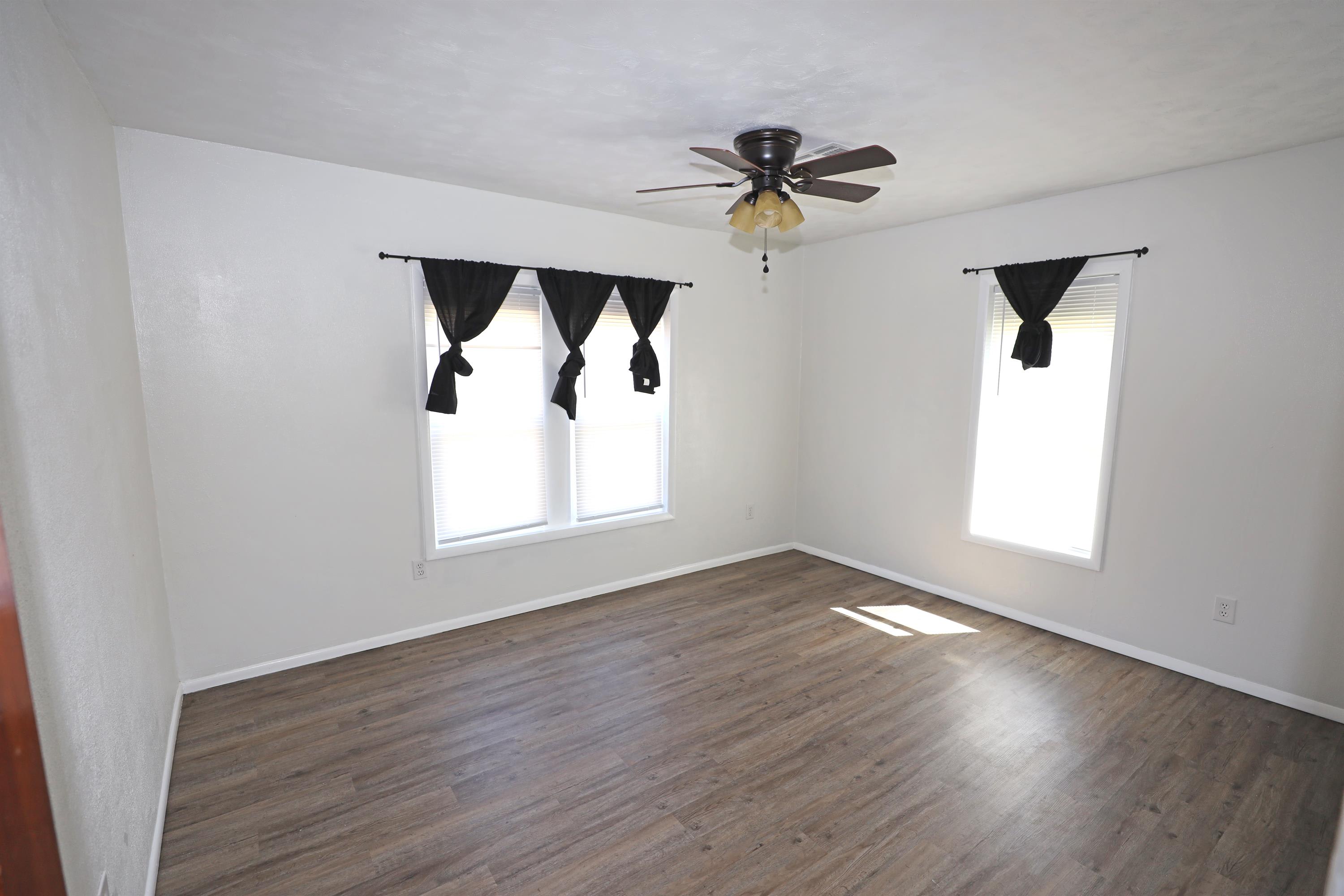 525 East Jackson Avenue – photo 5