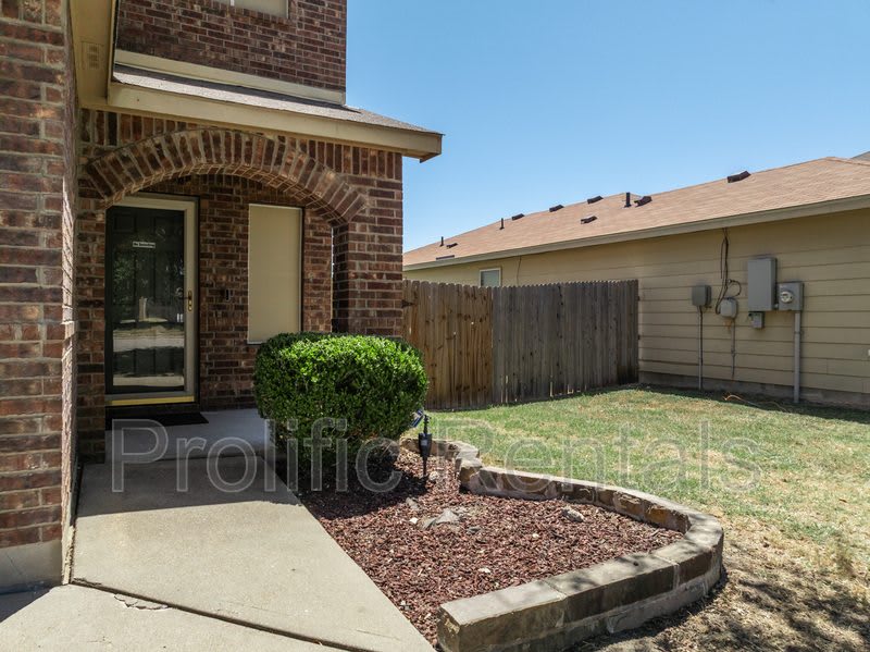 5212 Capricorn Loop – photo 4