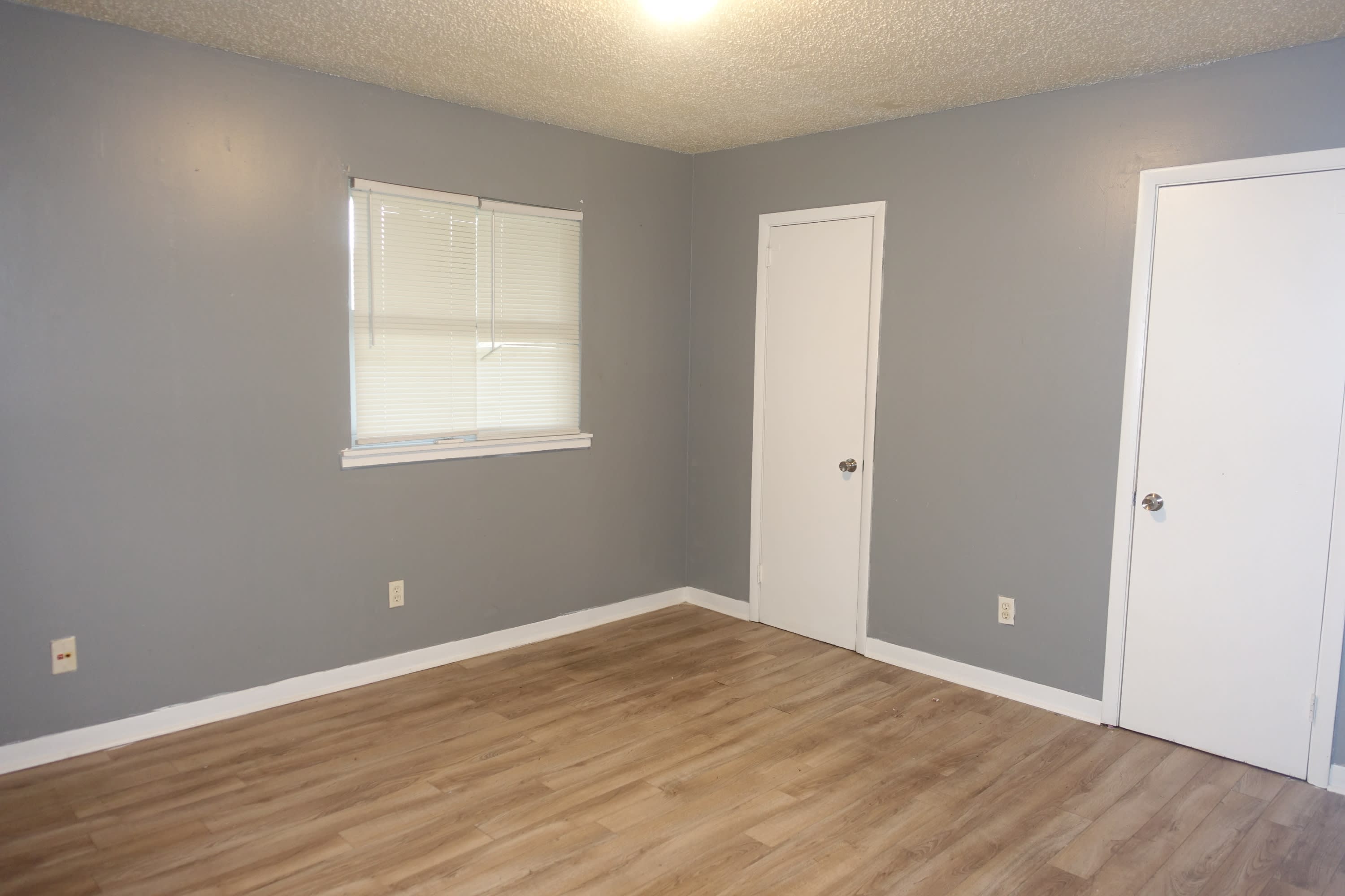 1500 12th Street North – photo 4