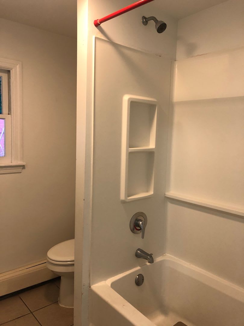 Great Home Wood Flooring Updated Kitchen Wood Cabinets Granite Counters Great Living Space W D Hook Ups Lots Of Storage – photo 5