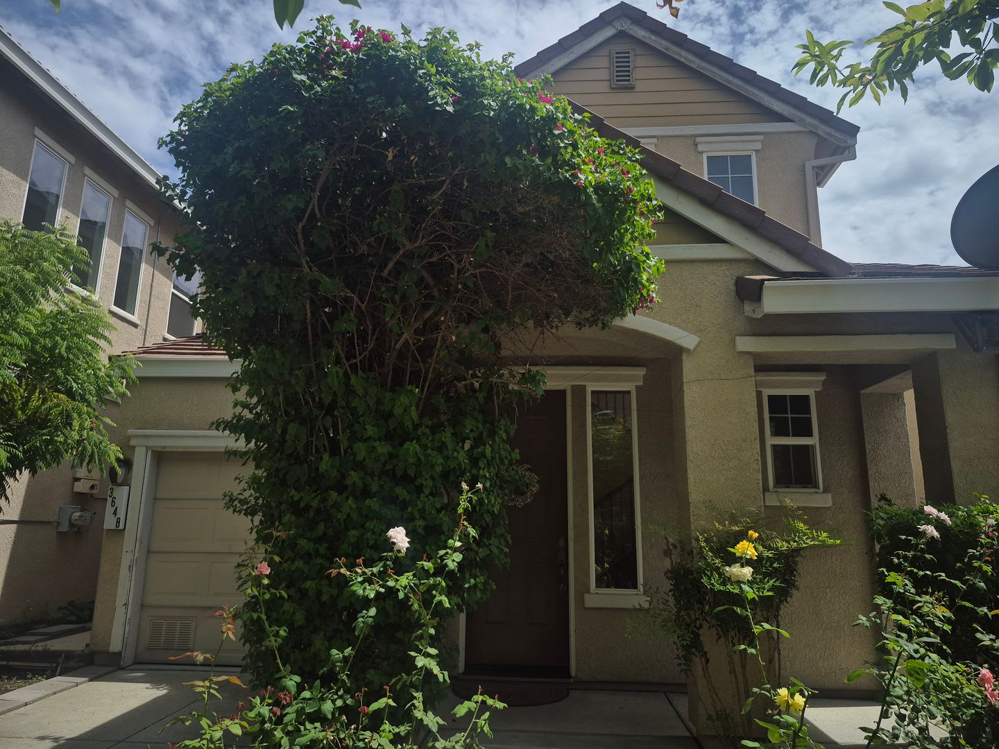 Adorable 3 bedroom 2.5 bath home – photo 2
