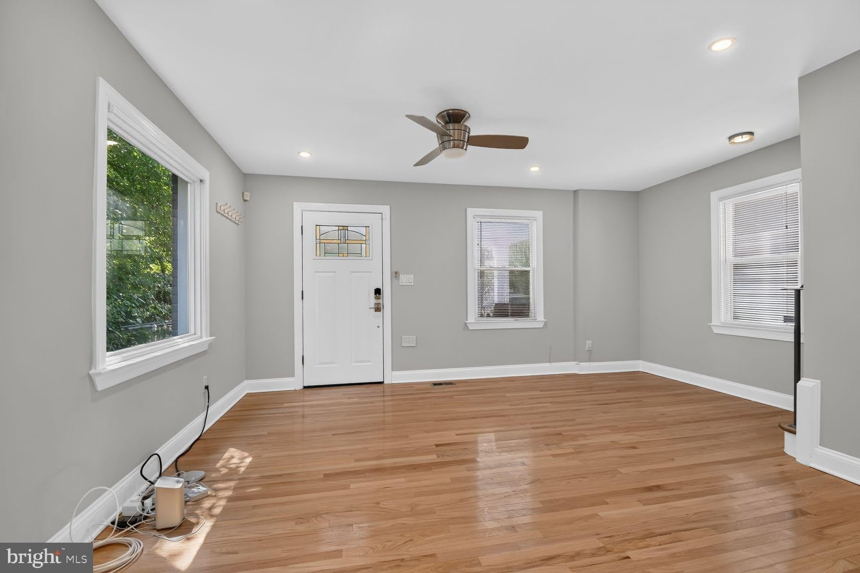 3101 CHESTNUT Street NE – photo 3