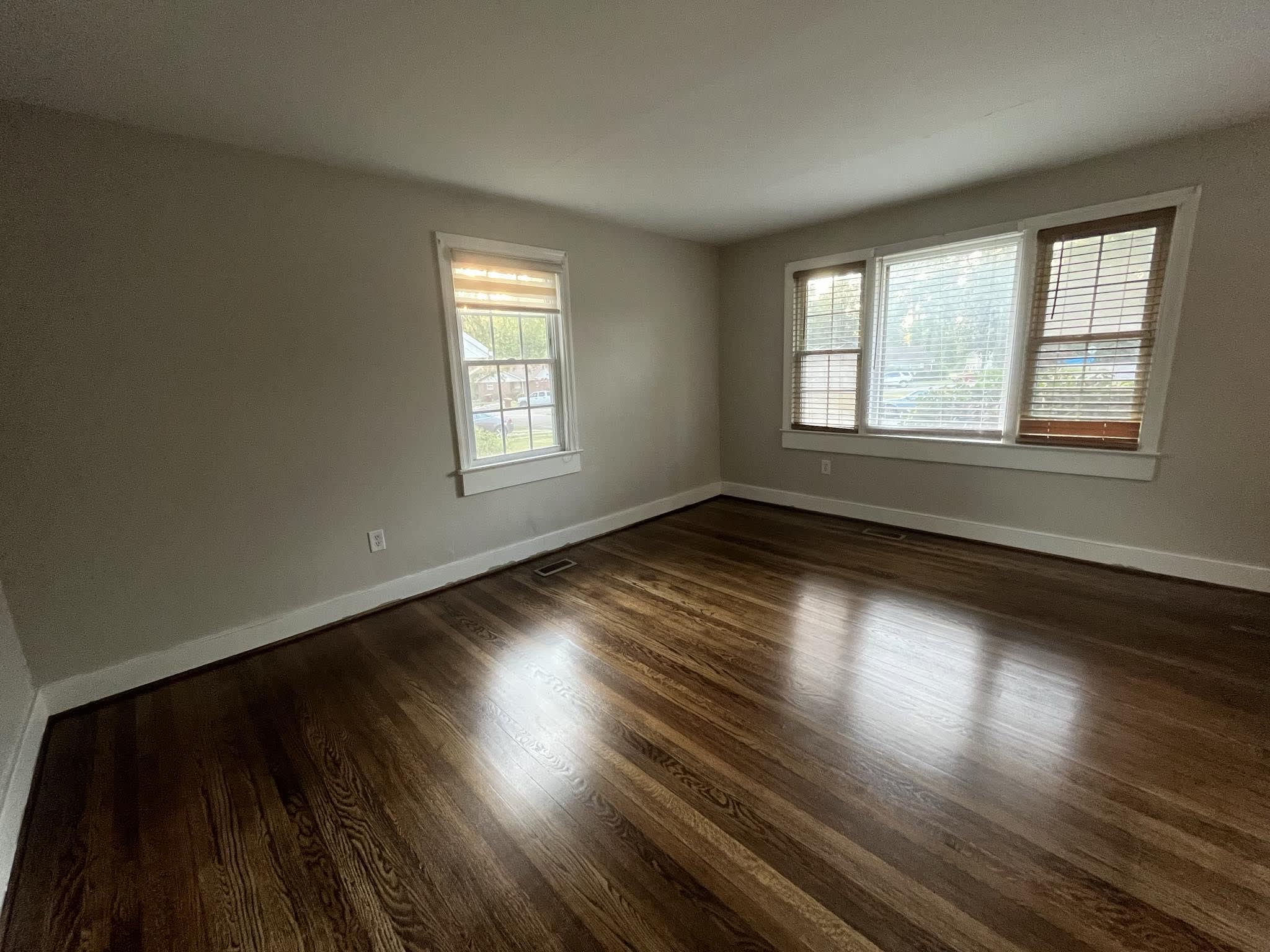 1006 Hampton Rd – photo 2