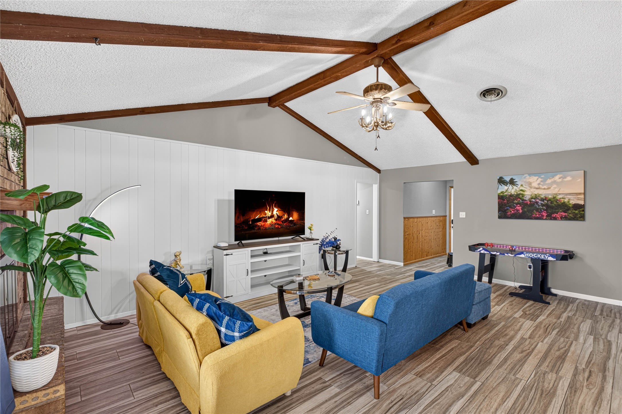 2317 Kerry Lane – photo 5