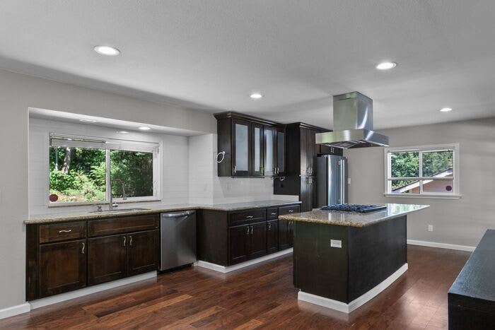 4729 158th Avenue Southeast – photo 3