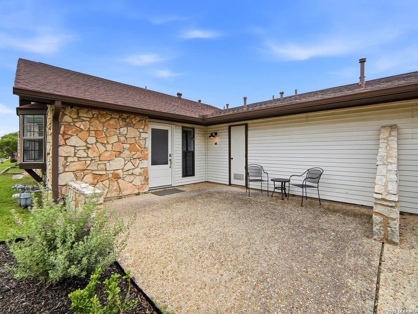 515 OAK PARK DR – photo 3