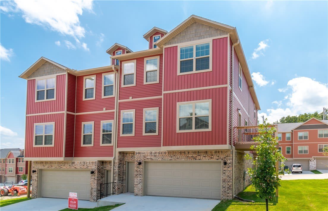 2819 W Auburn Avenue – photo 2