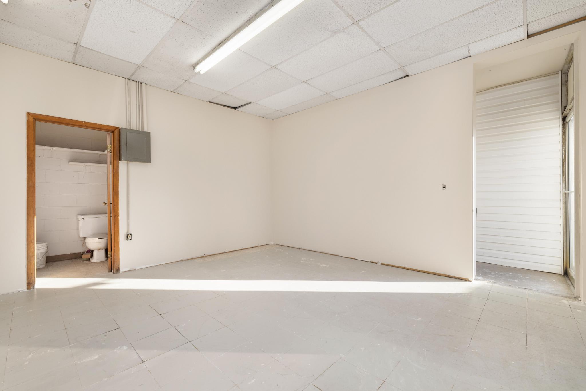 2908 Bloomingdale Road – photo 4