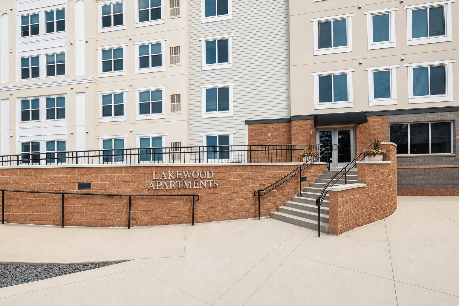 Lakewood Apartments – photo 1